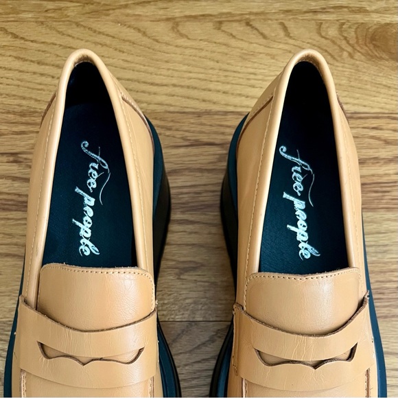 Free People Nico Platform Lug Loafer 39 Camel Leather Wedge 8.5 New without box - Picture 10 of 11